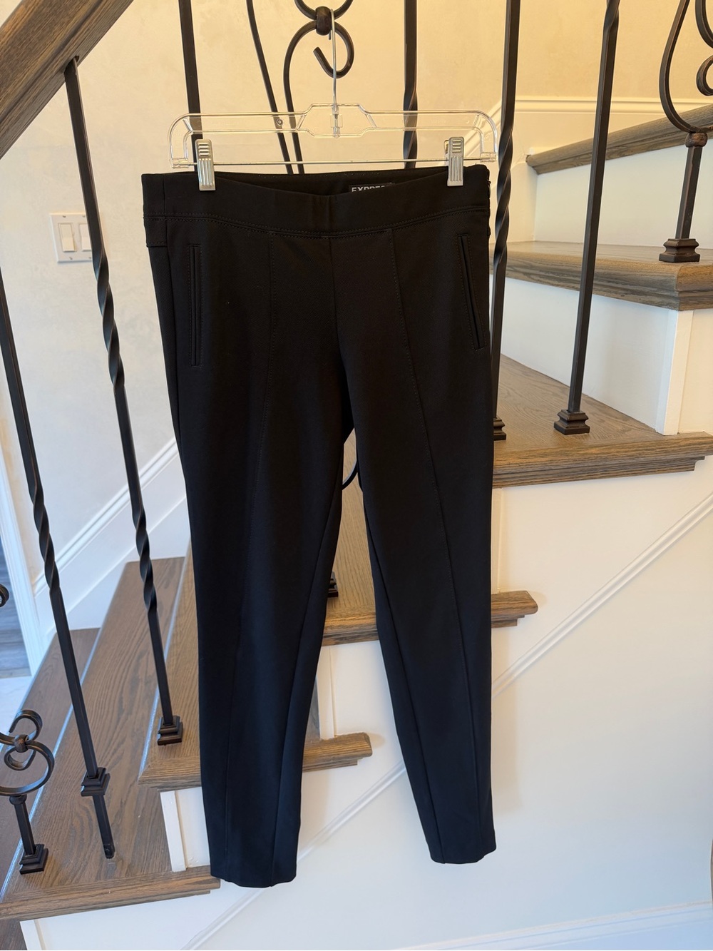 Express Black Ankle Zip Ponte Leggings Seamed Ankle Pants Size 4